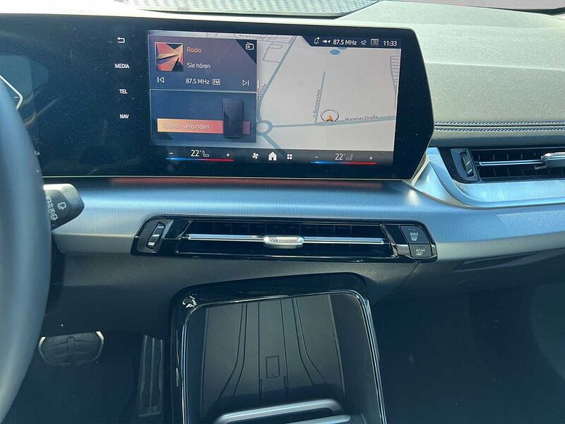 BMW 218 Active Tourer i ACTIVE TOURER M SPORT LED KOMFORTZUG RÜCKFA