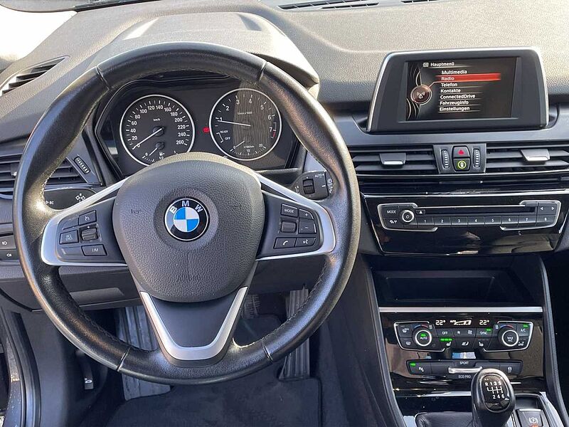 BMW 220 Active Tourer i ACTIVE TOURER ADVANTAGE PDC KLIMAAUTO SHZ T