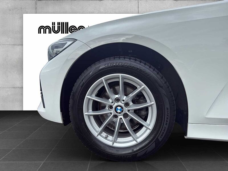 BMW 318 i ADVANTAGE TEMPOMAT DAB SHZ PDC