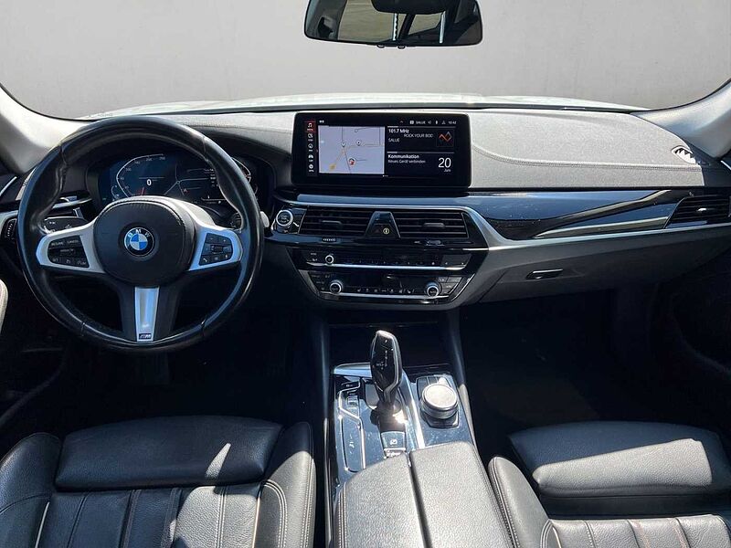 BMW 530 d xDrive TOURING AHK HIFI RÜCFAHR SHZ