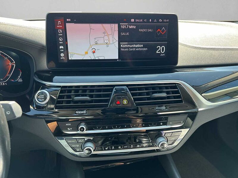 BMW 530 d xDrive TOURING AHK HIFI RÜCFAHR SHZ