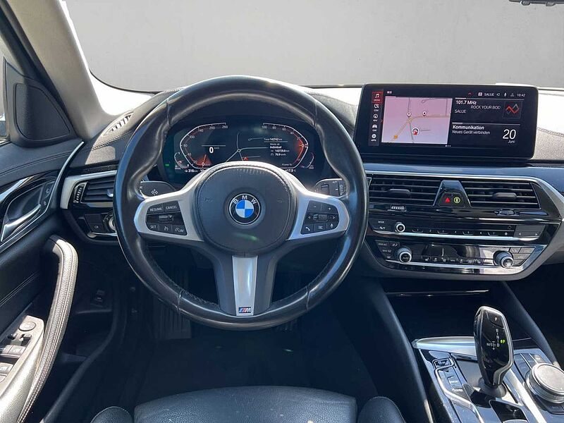 BMW 530 d xDrive TOURING AHK HIFI RÜCFAHR SHZ