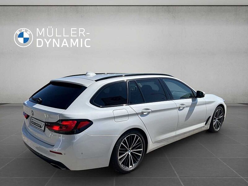 BMW 530 d xDrive TOURING AHK HIFI RÜCFAHR SHZ