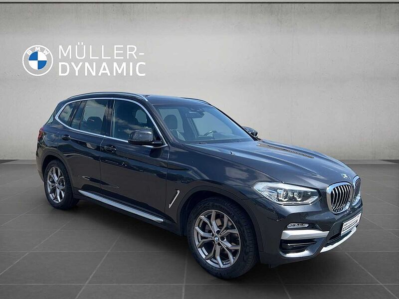 BMW X3 xDrive20d X LINE LED NAVI KLIMAAUTO SHZ
