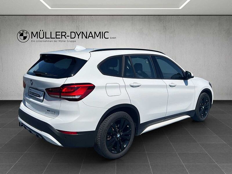 BMW X1 xDrive25e SPORT LINE LED AHK TEMPOMAT NAVI SH