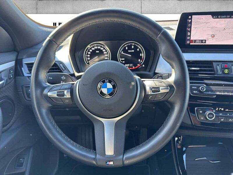 BMW X2 sDrive20d ADVANTAGE LED KOMFORTZUG NAVI+ PDC