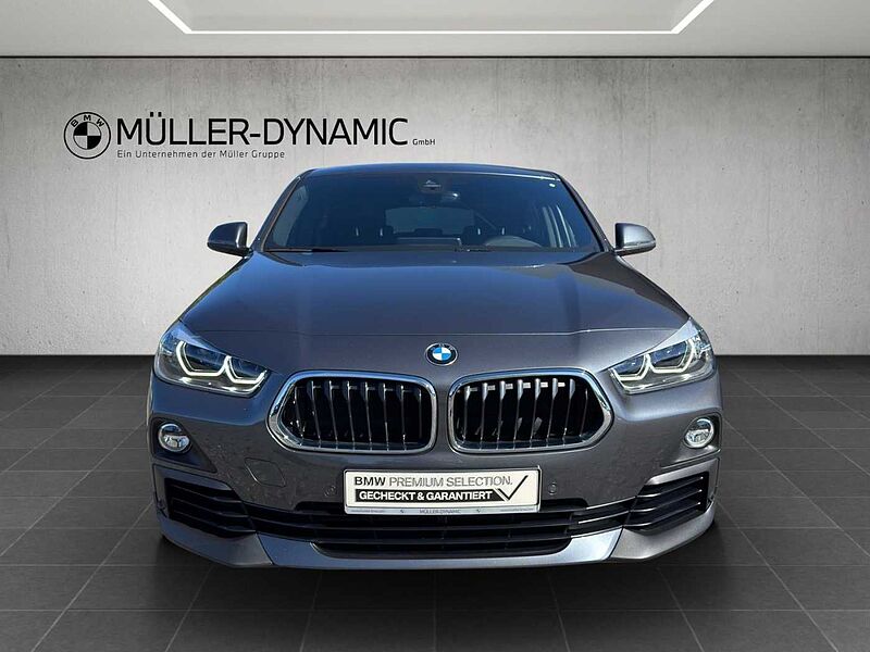 BMW X2 sDrive20d ADVANTAGE LED KOMFORTZUG NAVI+ PDC
