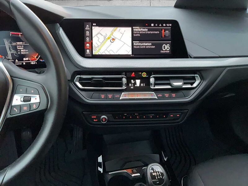 BMW 218 Gran Coupe i GRAN COUPÈ HUD RCKFAHR TEMPOMAT DAB
