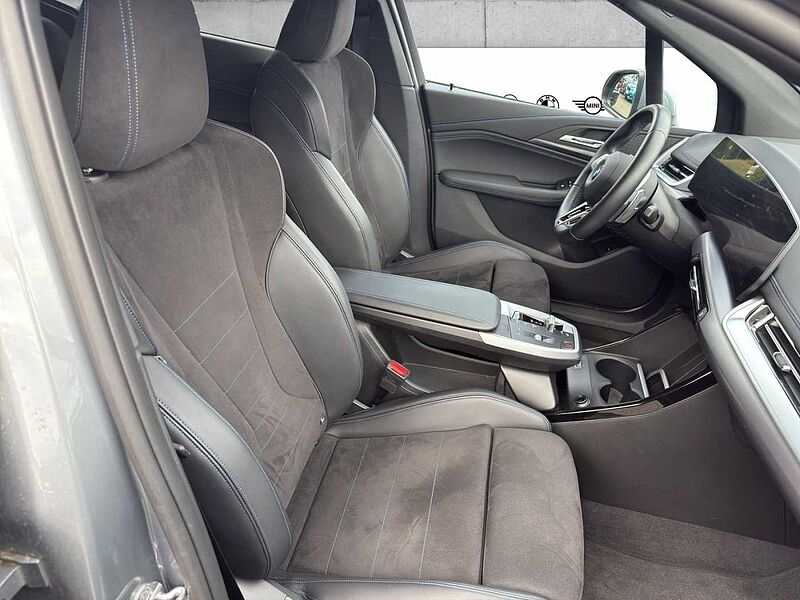 BMW 220 Active Tourer i M SPORT LED AHK RÜCKFAHR KOMFORTZUG SHZ DAB