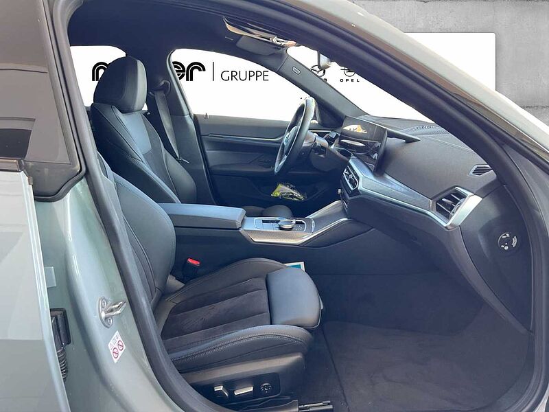 BMW i4 eDrive40 GRAN COUPÈ M SPORT AHK RÜCKFAHR KOMF