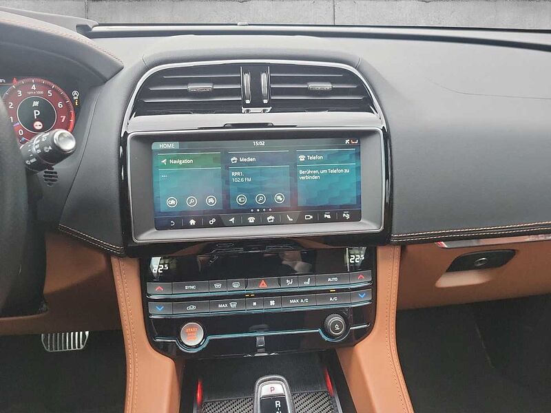 Jaguar F-Pace SVR 4WD Head-Up DAB LED WLAN RFK AHK PDC