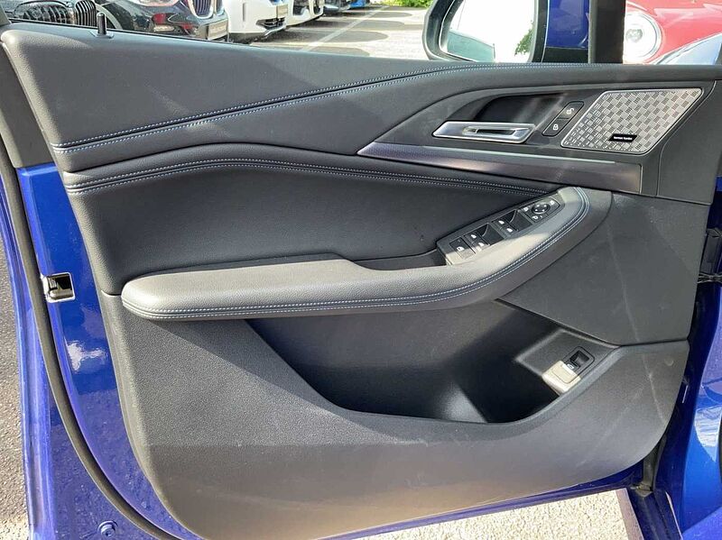 BMW 218 Active Tourer d ACTIVE TOURER M SPORT LED HARMAN KARDON RÜC