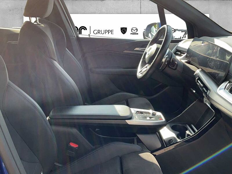 BMW 218 Active Tourer d ACTIVE TOURER M SPORT LED HARMAN KARDON RÜC