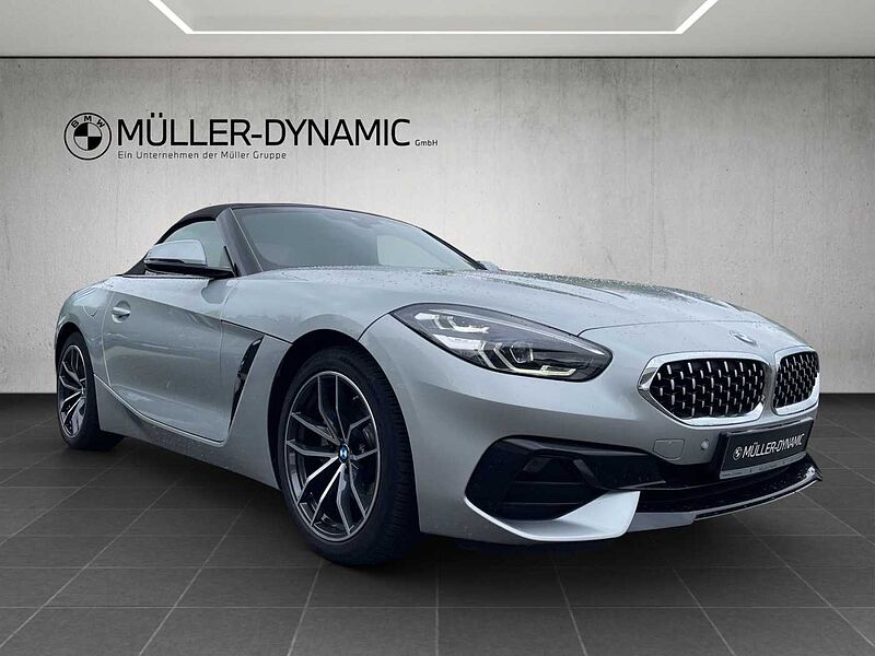 BMW Z4 sDrive20i CABRIO SPORT LINE HIFI PDC TEMPOMAT