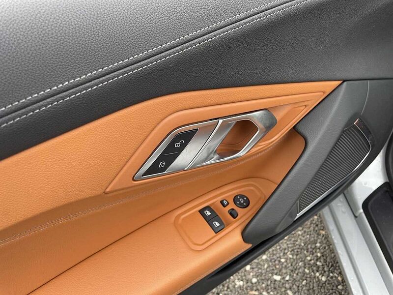BMW Z4 sDrive20i CABRIO SPORT LINE HIFI PDC TEMPOMAT