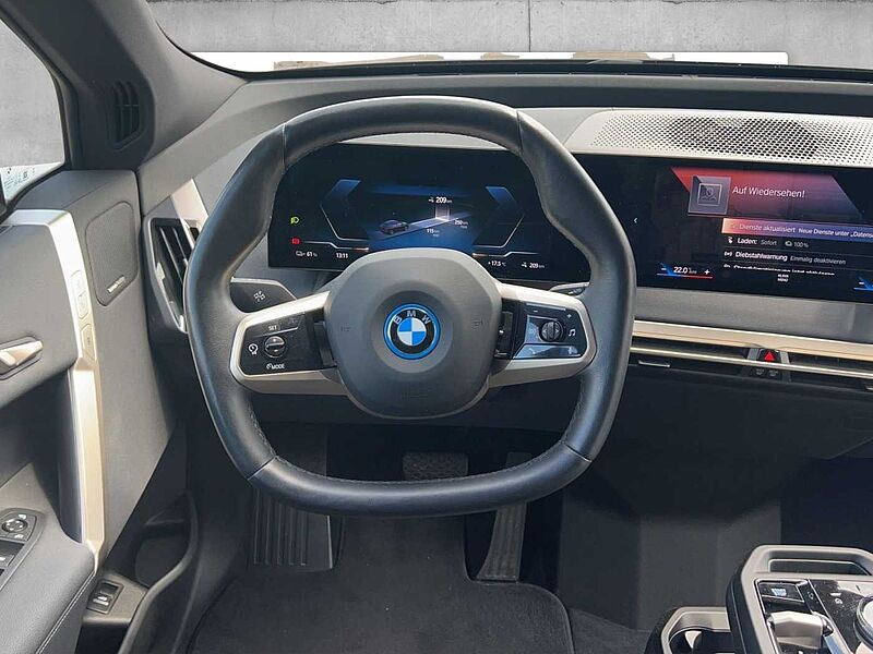 BMW iX xDrive40 KOMFORTZUG HARMAN KARDON 360° KAMERA