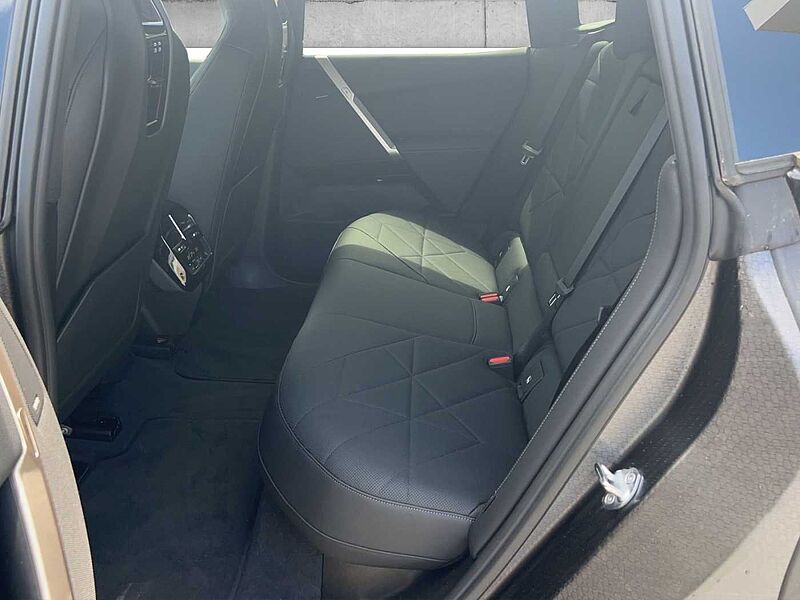 BMW iX xDrive40 KOMFORTZUG HARMAN KARDON 360° KAMERA