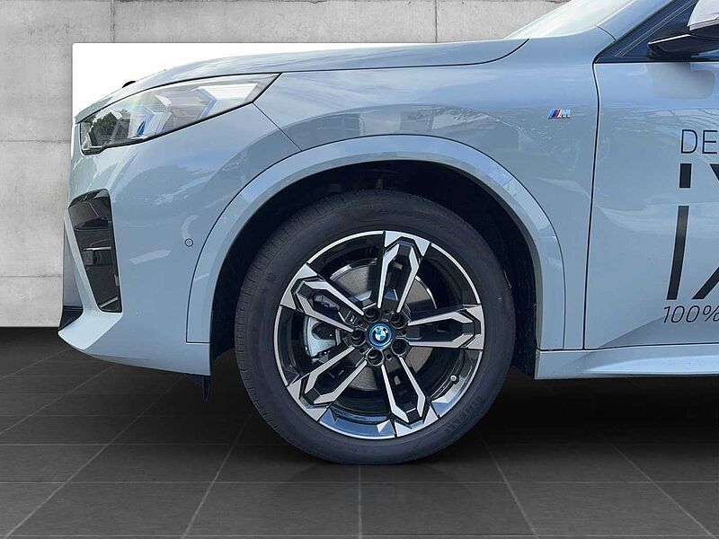 BMW iX2 M SPORT LED HUD 360°KAMERA HARMAN KARDON ICO