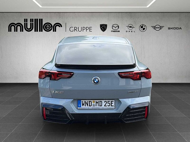 BMW iX2 M SPORT LED HUD 360°KAMERA HARMAN KARDON ICO