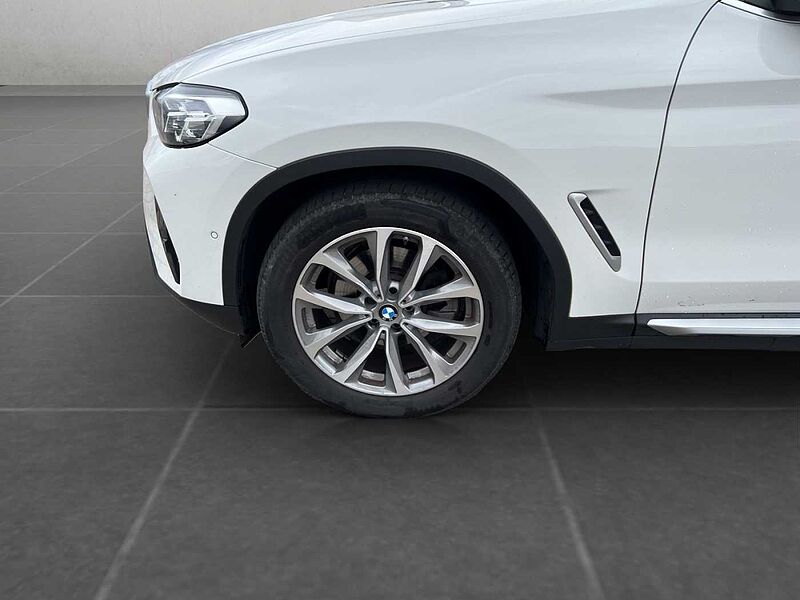 BMW X3 xDrive20d LED AHK RÜCKFAHR KOMFORTZUG SHZ DAB