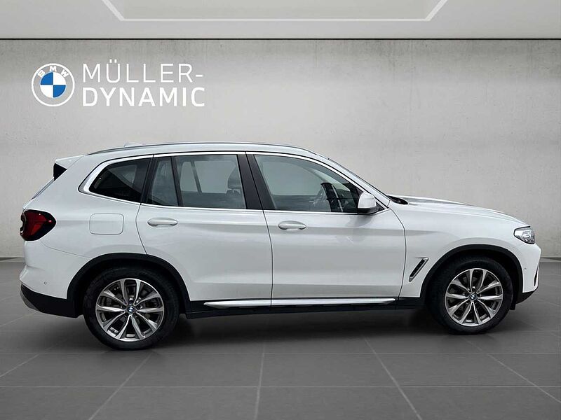 BMW X3 xDrive20d LED AHK RÜCKFAHR KOMFORTZUG SHZ DAB