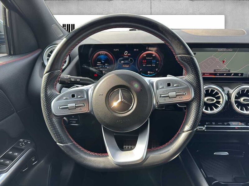 Mercedes-Benz GLA 250 E AMG LINE LED TEMPOMAT AHK