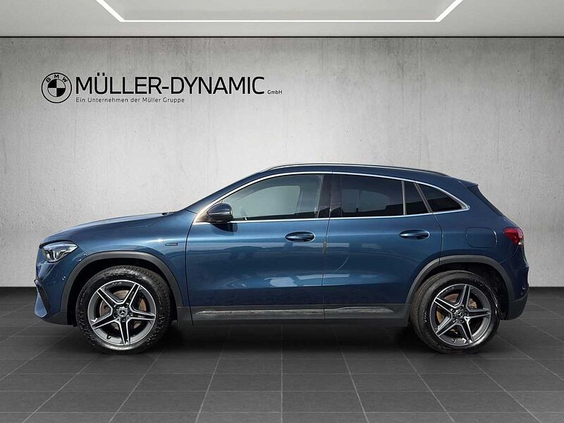Mercedes-Benz GLA 250 E AMG LINE LED TEMPOMAT AHK