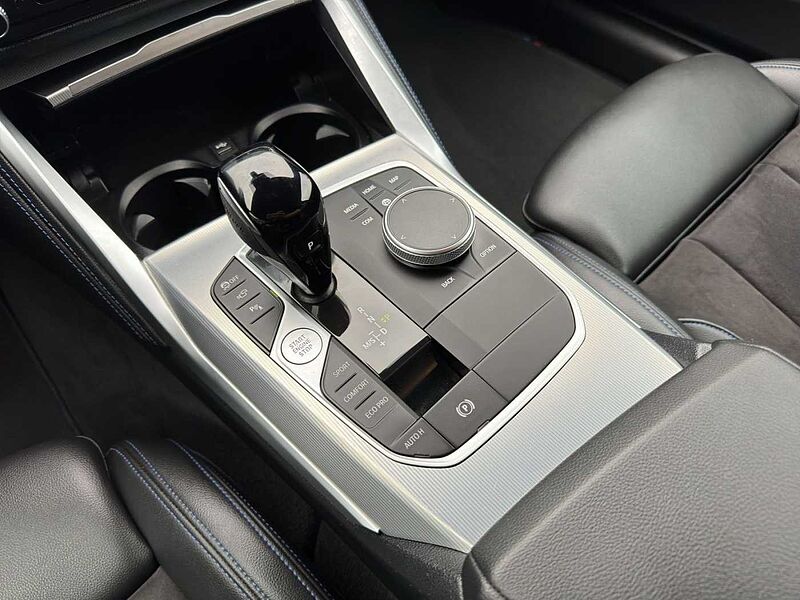BMW M440 i xDrive Coupé