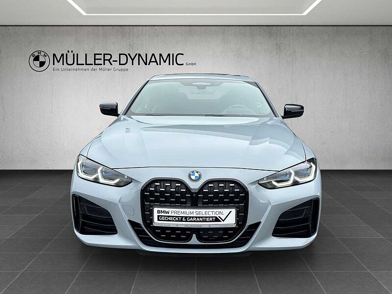 BMW M440 i xDrive Coupé