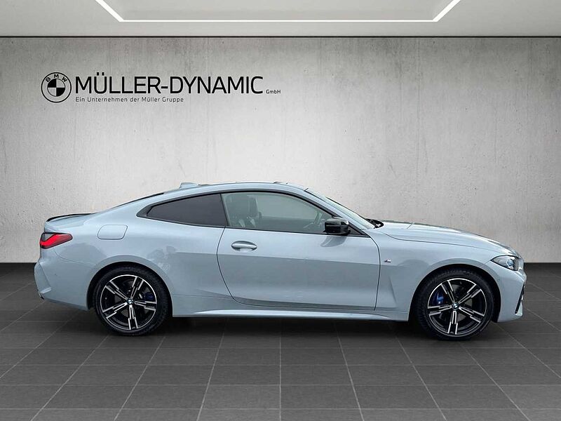 BMW M440 i xDrive Coupé