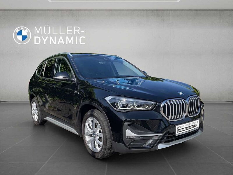 BMW X1 xDrive25e X LINE LED NAVI TEMPOMAT PDC SHZ