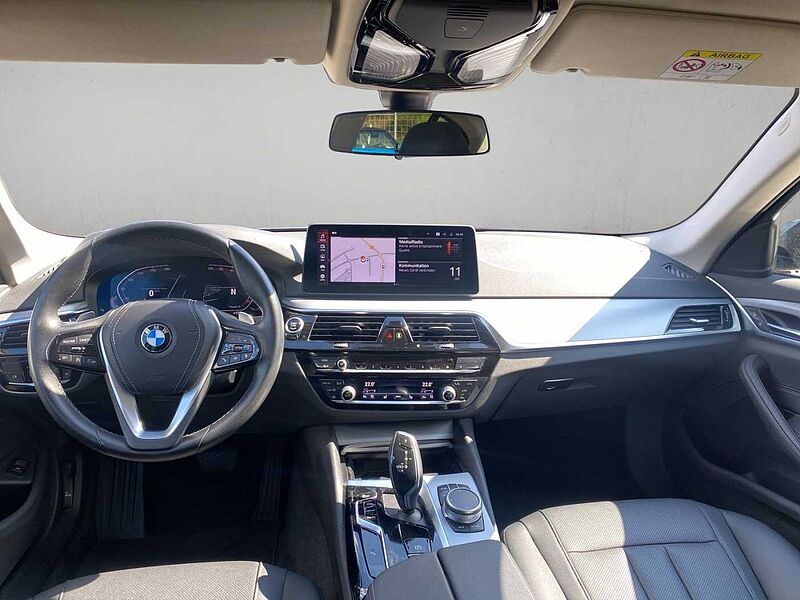 BMW 530 d LIMOUSINE AHK RÜCKFAHR VIRT COCK PROF SHZ D