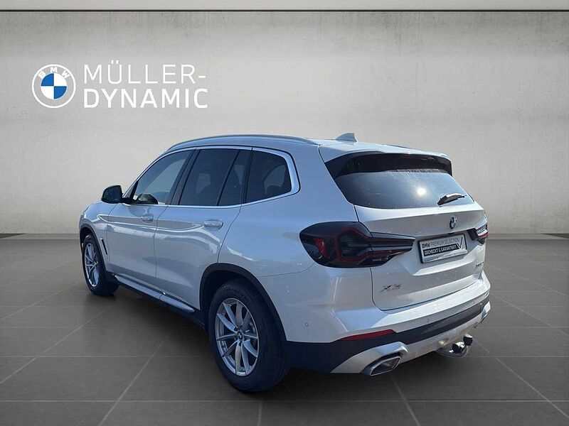 BMW X3 xDrive20i LED AHK RÜCKFAHR DRIVING ASSIST SHZ