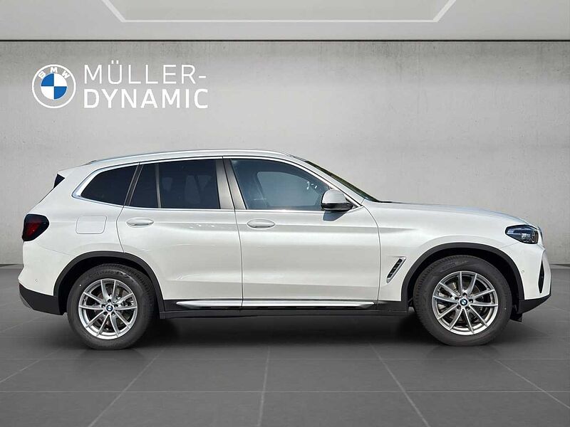 BMW X3 xDrive20i LED AHK RÜCKFAHR DRIVING ASSIST SHZ