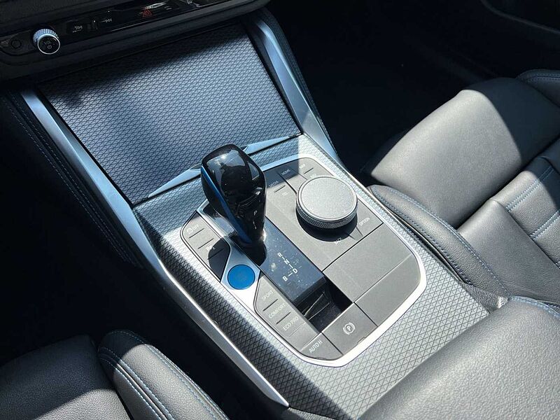 BMW i4 M50 GRAN COUPÈ HUD KOMFORTZUG PARKING DRIVING