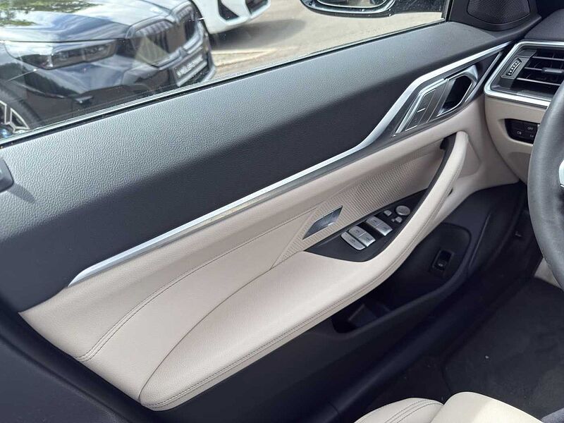 BMW i4 M50 M SPORT PRO HUD HIFI RÜCKFAHR SHZ
