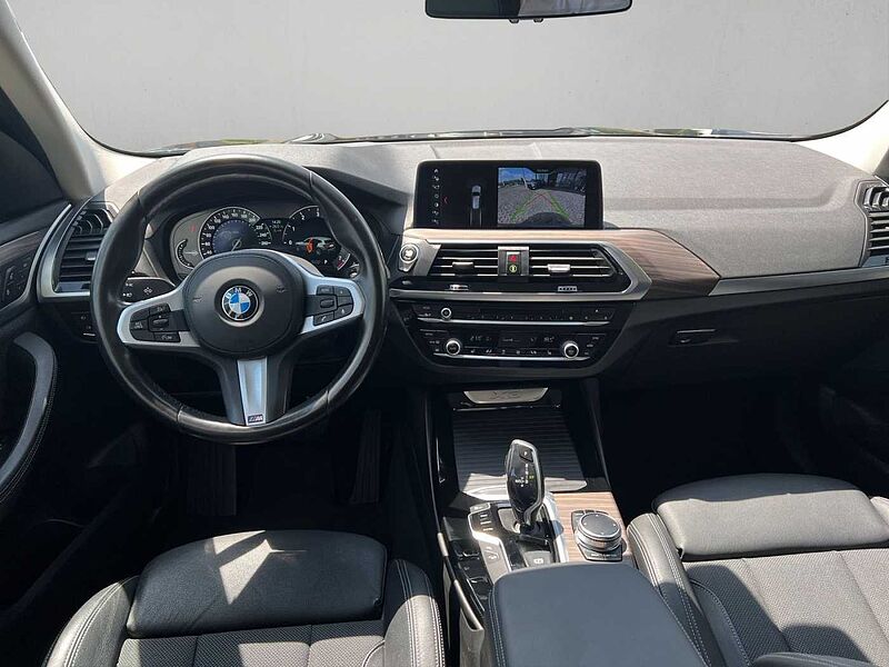 BMW X3 xDrive20i xLINE LED AHK RÜCKFAHR NAVI PROF SH