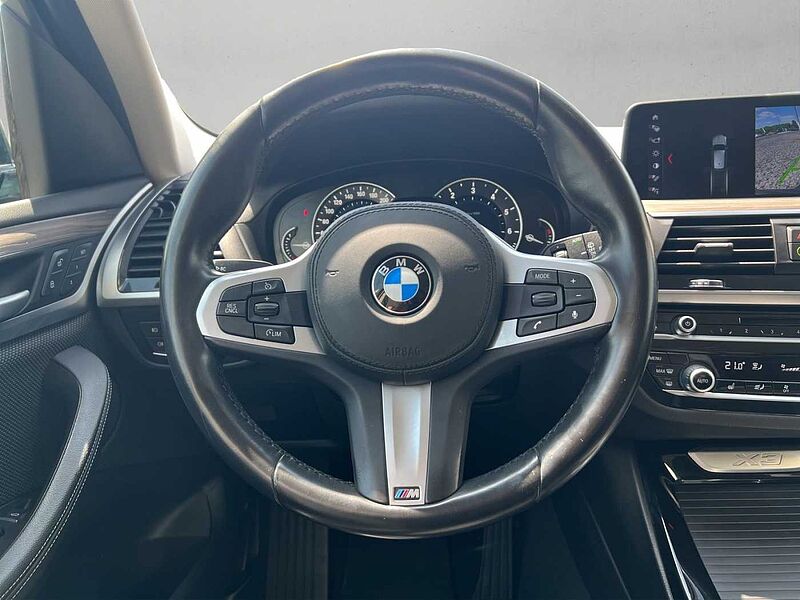 BMW X3 xDrive20i xLINE LED AHK RÜCKFAHR NAVI PROF SH