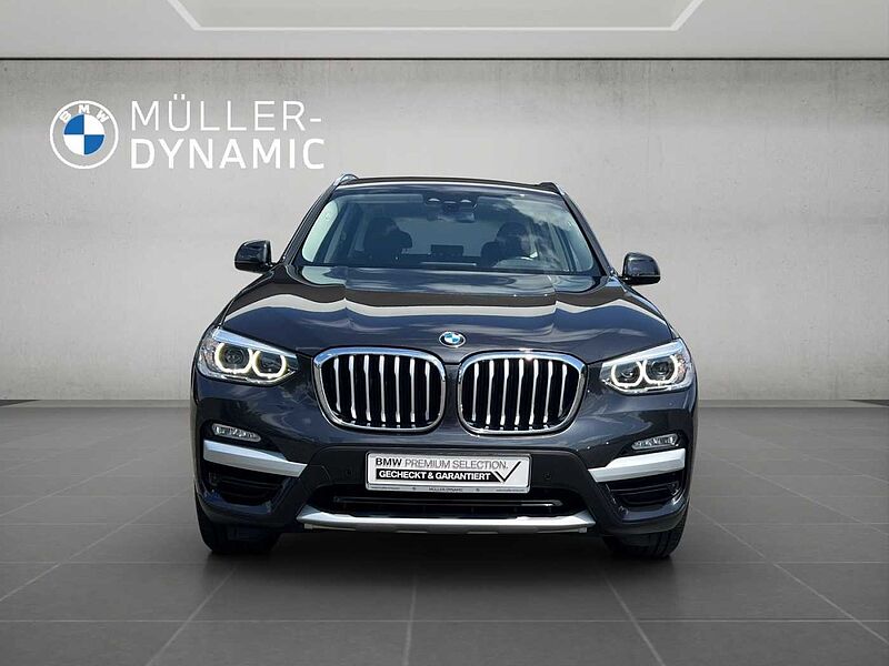 BMW X3 xDrive20i xLINE LED AHK RÜCKFAHR NAVI PROF SH