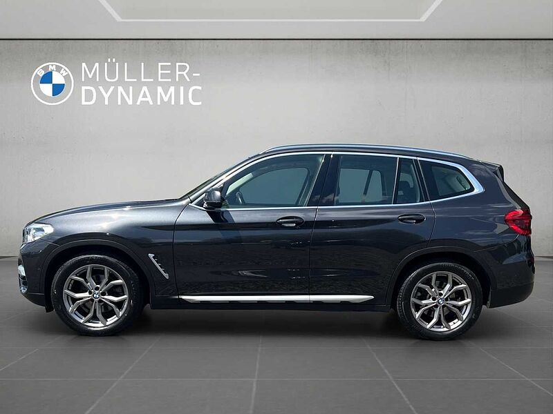 BMW X3 xDrive20i xLINE LED AHK RÜCKFAHR NAVI PROF SH
