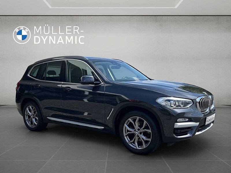 BMW X3 xDrive20i xLINE LED AHK RÜCKFAHR NAVI PROF SH