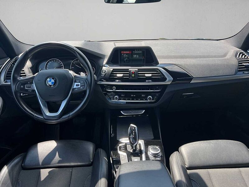 BMW X3 xDrive20d X LINE LED NAVI KLIMAAUTO SHZ