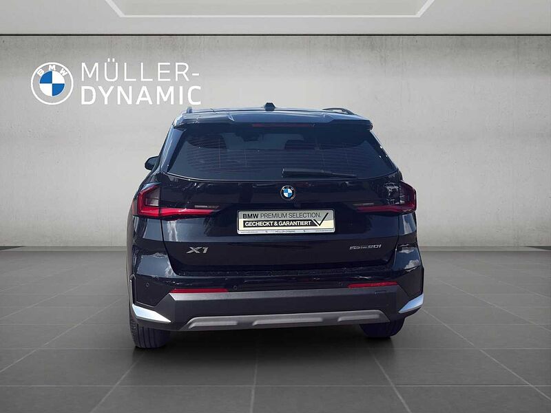 BMW X1 sDrive20i LED KOMFORTZUG RÜCKFAHR DAB SHZ