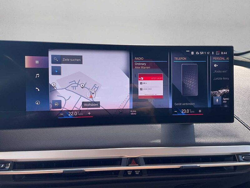 BMW iX xDrive40 AHK HUD HARMAN KARDON 360° KAMERA SH