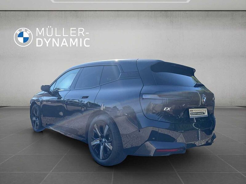 BMW iX xDrive40 AHK HUD HARMAN KARDON 360° KAMERA SH