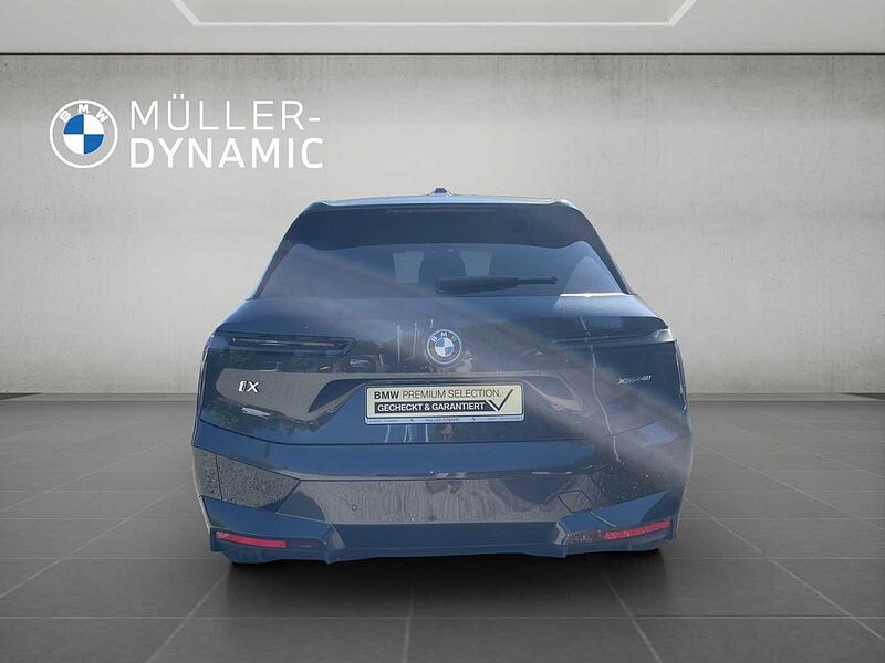 BMW iX xDrive40 AHK HUD HARMAN KARDON 360° KAMERA SH