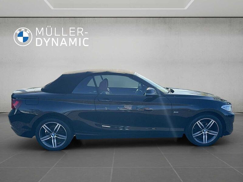 BMW 218 i CABRIO SPORT LINE XENON KLIMAAUTO PDC TEMPO