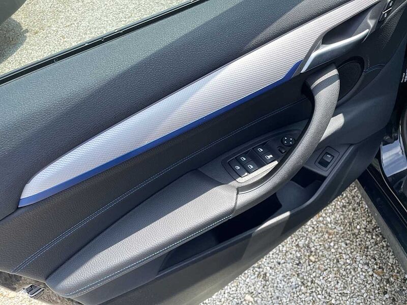 BMW X2 xDrive18d M SPORT LED HIFI AHK NAVI+ SHZ