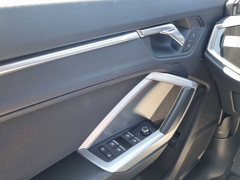 Audi Q3 SPORTBACK 45 TFSI QUATTRO NAVI+ RÜCKFAHR SHZ