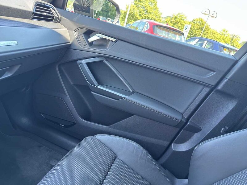 Audi Q3 SPORTBACK 45 TFSI QUATTRO S LINE MATRIX-LED S